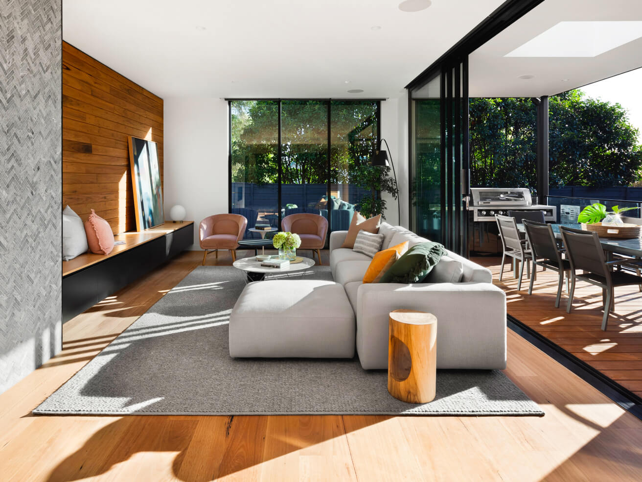 Real Estate - RealBNB