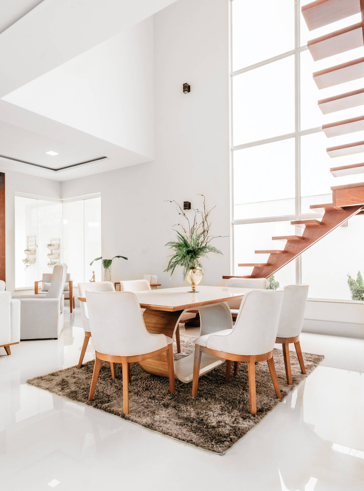House Real Estate - RealBNB