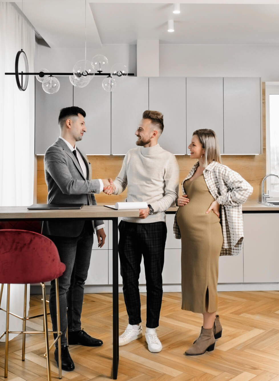 About House - RealBNB